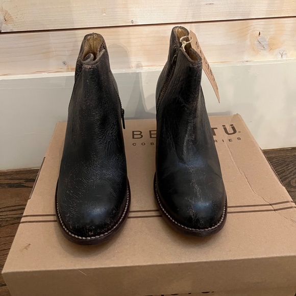 Bed Stu Shoes New Bed Stu Yell Black Distressed Ankle Boots Size 7